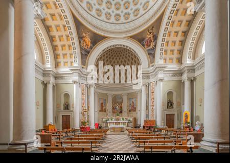 Innenansicht der Chiesa di Maddalena in Castiglione del Lago am Trasimenischen See, Provinz Perugia, Umbrien, Italien Stockfoto