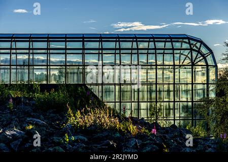 Glasgewölbe des Arktikum, Museum im Zentrum von Rovaniemi, Finnland. Stockfoto