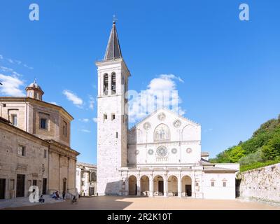 Spoleto; Kathedrale Santa Maria Assunta; Piazza Duomo Stockfoto