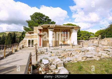 Knossos, South Propylaeum, Arthur Evans Rekonstruktion der Prozessionsfresken Stockfoto