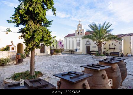 Kloster Moni Odigitria, Innenhof Stockfoto