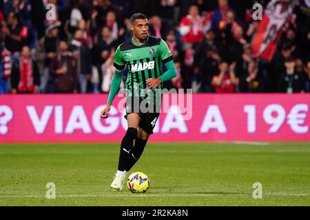 Ruan Tressoldi (US Sassuolo Calcio) während der italienischen Meisterschaft Serie Ein Fußballspiel zwischen US Sassuolo und AC Monza am 19. Mai 2023 im Mapei-Stadion in Reggio Emilia, Italien - Kredit: Luca Rossini/E-Mage/Alamy Live News Stockfoto