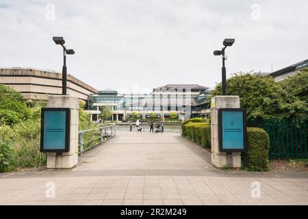 Das Äußere des National Archives, Bessant Drive, Richmond, London, TW9, England, Großbritannien Stockfoto