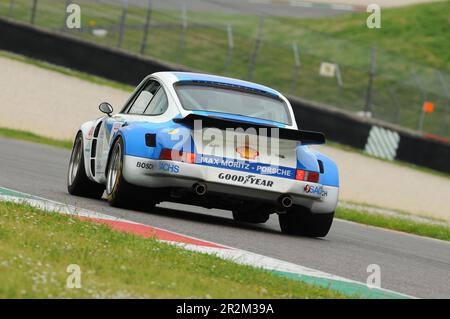 Mugello Historic Classic, 25. April 2014 - PORSCHE 911 RSR - 1976 km gefahren von Laurent LALMAND während des Trainings auf dem Mugello Circuit, Italien. Stockfoto