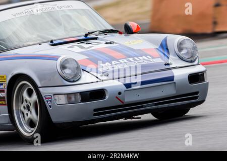 20. Mai 2023; Circuit de Barcelona-Catalunya, Barcelona, Katalonien, Spanien: 6 Stunden Barcelona, Tag 1; Mickael Desmaele (FRA) und Jean Christophe (FRA) konkurrieren mit ihrem Vintage Motor Sport Porsche 964 Stockfoto