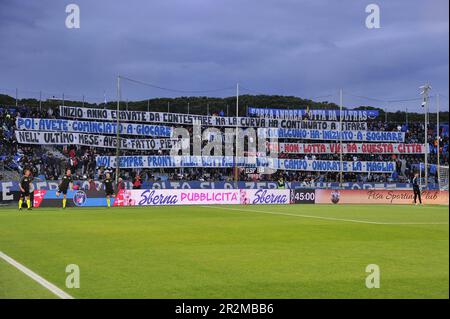 Arena Garibaldi, Pisa, Italien, 19. Mai 2023, Fans von Pisa während des Spiels AC Pisa gegen SPAL – italienischer Fußball Serie B. Stockfoto