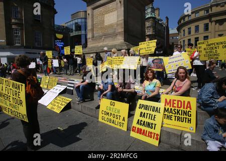 Anti-Globlist, Anti-Impfprotester, Patriotic Alternative View in Newcastle City Centre, Newcastle upon Tyne, Großbritannien. 20. Mai 2023. Kredit: DEW/Alamy Live News Stockfoto