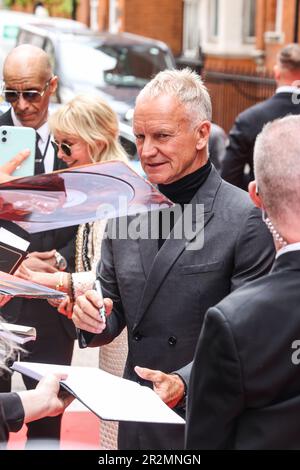 London, Großbritannien. 18. Mai 2023. Sting, der an der Ivors 2023 im Grosvenor House Hotel in London teilgenommen hat. (Foto: Brett Cove/SOPA Images/Sipa USA) Guthaben: SIPA USA/Alamy Live News Stockfoto