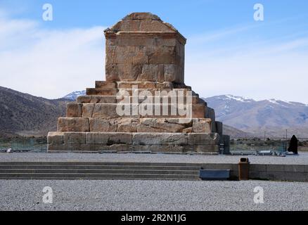 Pasargad, das sich in der iranischen Stadt Shiraz und der Hauptstadt der Achämenid-Dynastie befindet, wurde vor etwa 2500 Jahren gegründet. Stockfoto