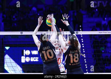 Italien – Torino – 20. Mai 2023 #10 Ognjenovic Maja (Eczacibasi Dynavit Istambul) Champions League Frauen Super Finals 2023 – VakifBank Istanbul vs Eczacibasi Dynavit Istanbul Stockfoto