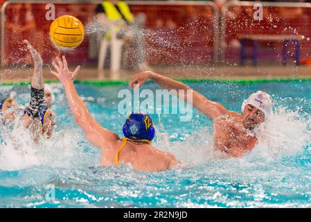 Florenz, Italien. 20. Mai 2023. Niccolo Benvenuti (Rari Nantes Florentia) während des Playoff - RN Florentia vs Brescia Waterpolo, Serie A2 in Florenz, Italien, Mai 20 2023 Kredit: Independent Photo Agency/Alamy Live News Stockfoto