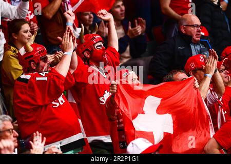 Riga, Lettland. 20. Mai 2023. Schweizer Fans während der IIHF-Eishockey-Weltmeisterschaft, Gruppe B Spiel Kanada gegen die Schweiz in Riga, Lettland, 20. Mai 2023. Kredit: David Tanecek/CTK Photo/Alamy Live News Stockfoto