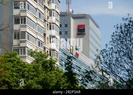 Bukarest, Rumänien - 02. Mai 2023: BRD Groupe Societe Generale, rumänische Bank im Eigentum der französischen Finanzgruppe Societe Generale. Stockfoto