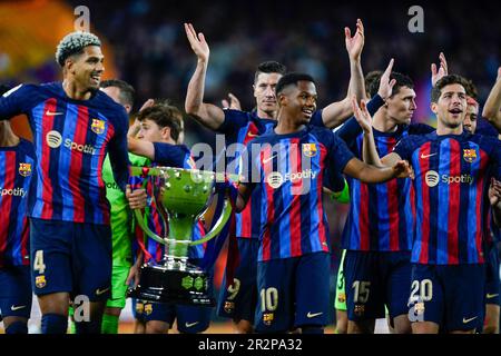 Barcelona, Spanien. 20. Mai 2023. FC Barcelona Feier während des Spiels La Liga zwischen FC Barcelona und Real Sociedad am 20. Mai 2023 im Spotify Camp Nou Stadion in Barcelona, Spanien. (Foto: Sergio Ruiz/PRESSIN) Kredit: PRESSINPHOTO SPORTS AGENCY/Alamy Live News Stockfoto