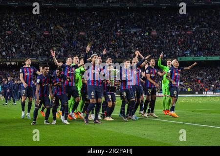 Barcelona, Spanien. 20. Mai 2023. FC Barcelona Feier während des Spiels La Liga zwischen FC Barcelona und Real Sociedad am 20. Mai 2023 im Spotify Camp Nou Stadion in Barcelona, Spanien. (Foto: Sergio Ruiz/PRESSIN) Kredit: PRESSINPHOTO SPORTS AGENCY/Alamy Live News Stockfoto