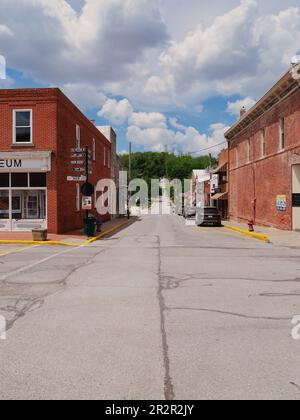 Weston, Missouri - 18. Mai 2023: Downtown Main Street in Weston, MO Stockfoto