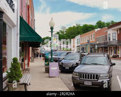 Weston, Missouri - 18. Mai 2023: Downtown Main Street in Weston, MO Stockfoto