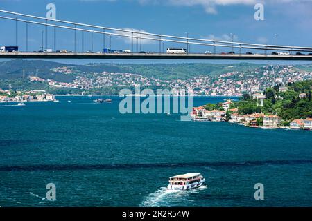 Fatih Sultan Mehmet Brücke, von der Rumeli Festung, Bosporus Straße, Istanbul, Sarıyer, Truthahn Stockfoto