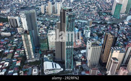 Trump Tower & Gramercy Residences aus der Vogelperspektive, höchste Hochhäuser auf den Philippinen, Makati Wolkenkratzer Skyline, Metro Manila, Südostasien Stockfoto