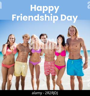 Komposition des „Happy Friendship Day“-Textes über verschiedene Freunde, die sich am Strand umarmen Stockfoto