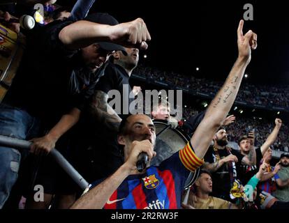 Sabadell, Barcelona, Spanien. 20. Mai 2023. Barcelona Spanien 20.05.2023 Sergio Busquets (FC Barcelona) singt während der La Liga Santander zwischen dem FC Barcelona und der Real Sociedad im Camp Nou am 20. Mai 2023 in Barcelona. (Kreditbild: © Xavi Urgeles/ZUMA Press Wire) NUR REDAKTIONELLE VERWENDUNG! Nicht für den kommerziellen GEBRAUCH! Stockfoto