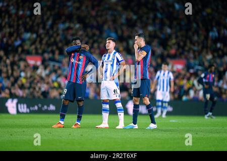 Barcelona, Spanien, 20, Mai 2023. Spanisch La Liga: FC Barcelona gegen Real Sociedad. Kessie (L), Zubimendi (Center) und Sergio Busquets (R). Kredit: Joan G/Alamy Live News Stockfoto