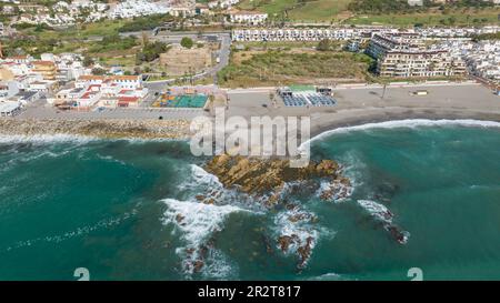 Duquesa oder Burgstrand an der Küste von Manilva, Andalusien Stockfoto