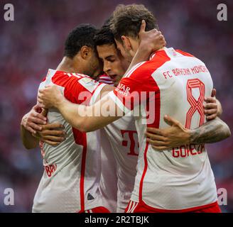 Munic, Deutschland. 20. Mai 2023. Torjubel: Serge Gnabry (München), Joao Pedro Cavaco Cancelo (München), Leon Goretzka (München) FC Bayern München - Stockfoto