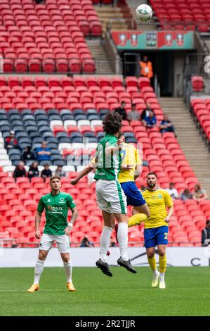 London, Großbritannien. 21. Mai 2023. 21.05.23 Uhr - Isuzu FA Vase Final: Ascot United, Newport Pagnall Town im Wembley Stadium. Ascot United gewann 1:0. Kredit: Thomas Jackson/Alamy Live News Kredit: Thomas Jackson/Alamy Live News Stockfoto