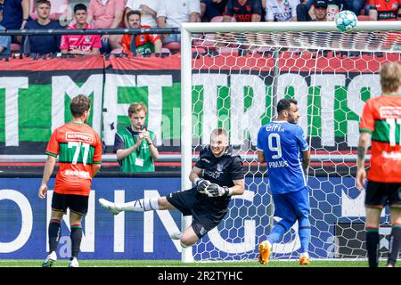 Nijmegen, Niederlande. 21. Mai 2023. NIJMEGEN, NIEDERLANDE - MAI 21: Torhüter Jasper Cillessen von NEC Nijmegen in Aktion während des Eredivisie-Spiels zwischen NEC Nijmegen und AZ Alkmaar am 21. Mai 2023 im Goffertstadion in Nijmegen, Niederlande (Foto von Broer van den Boom/Orange Pictures) Guthaben: Orange Pics BV/Alamy Live News Stockfoto