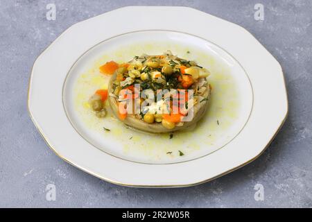 Hausgemachte Artischocke mit Olivenöl aus türkischer Küche Stockfoto