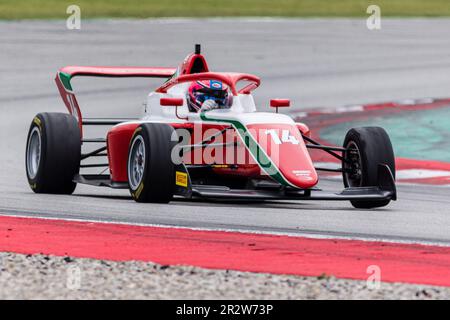 21. Mai 2023; Circuit de Barcelona-Catalunya, Barcelona, Katalonien, Spanien: 6 Stunden Barcelona, Tag 2; Chloe Chong (GBR) mit der Prema Racing Formel 1 Academy Tatuus Automobili Stockfoto