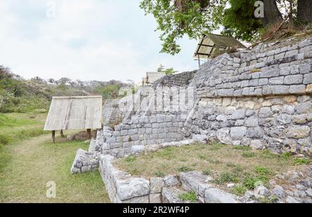 Die überblickten Maya-Ruinen von Chinkultic in der Nähe des Nationalparks Montebello Lakes in Chiapas Stockfoto