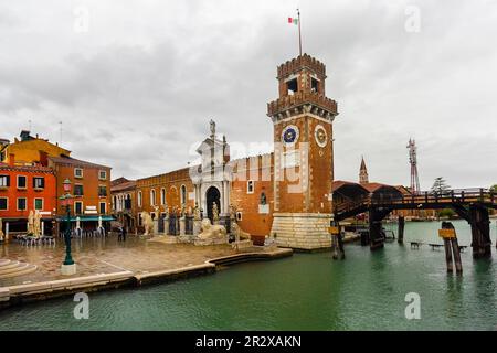 Venezianisches Arsenal im Viertel Castello von Venedig. Mai 2023 Stockfoto