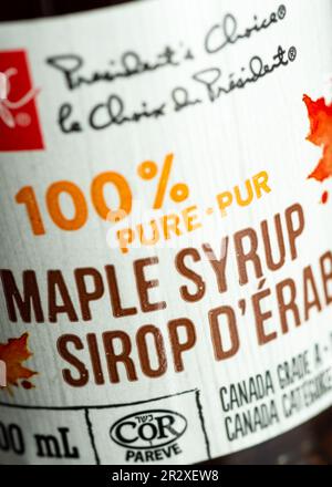 Flaschenetikett mit 100 % reinem kanadischen Ahornsirup Von President's Choice Stockfoto