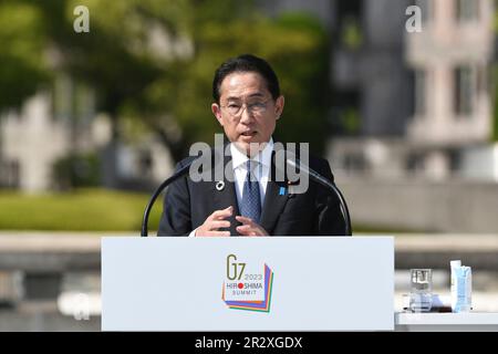 Hiroshima, Japan. 21. Mai 2023. Der japanische Premierminister Fumio Kishida hält am 21. Mai 2023 in Hiroshima, Japan, eine Pressekonferenz zum Abschluss des Gipfels der G7-Führer ab. Guthaben: Pool Photo/G7 Hiroshima/Alamy Live News Stockfoto