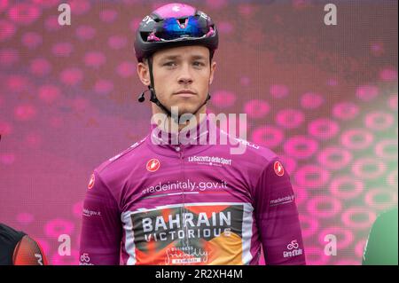 Bergamo, Italien. 21. Mai 2023. Jonathan Mailand, Team Bahrain siegreich während der 15. Etappe - Seregno - Bergamo, Giro d'Italia in Bergamo, Italien, Mai 21 2023 Kredit: Independent Photo Agency/Alamy Live News Stockfoto