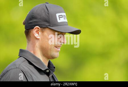 Rochester, Usa. 21. Mai 2023. Victor Perez aus Frankreich reagiert am Sonntag, den 21. Mai 2023, in der letzten Runde der PGA-Meisterschaft 2023 im Oak Hill Country Club in Rochester, New York, auf das 8. Loch. Foto: Aaron Josefczyk/UPI Credit: UPI/Alamy Live News Stockfoto