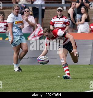 Gloucester, UK, 21. Mai 2023 Emma Sing (Gloucester) erzielt einen Versuch während der Allianz Premier 15 GloucesterHartpury gegen Harlequins im Kingsholm Stadium Gloucester, Großbritannien am 21 2023. Mai Alamy Live News Endstand: 67-14 Gutschrift: Graham Glendinning / GlennSports/Alamy Live News Stockfoto