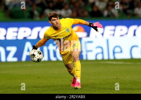 Lissabon, Portugal. 21. Mai 2023. Der Torwart des Sports Franco Israel in Aktion während des Fußballspiels der Portugiesischen Liga zwischen Sporting CP und SL Benfica am 21. Mai 2023 im Jose Alvalade Stadion in Lissabon, Portugal. (Kreditbild: © Pedro Fiuza/ZUMA Press Wire) NUR REDAKTIONELLE VERWENDUNG! Nicht für den kommerziellen GEBRAUCH! Kredit: ZUMA Press, Inc./Alamy Live News Stockfoto