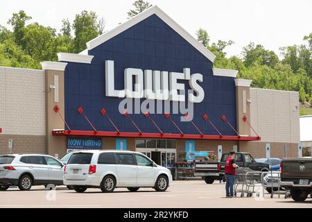 Bloomsburg, Usa. 21. Mai 2023. Gezeigt wird ein Lowe's Store in Bloomsburg, Pa, am Sonntag, den 21. Mai 2023. Lowe's Companies, Inc. Meldet die Quartalsergebnisse am Dienstag, den 23. Mai 2023. (Foto: Paul Weaver/Sipa USA) Guthaben: SIPA USA/Alamy Live News Stockfoto