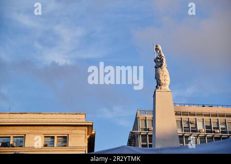 Buenos Aires, Argentinien, 20. Mai 2023: Mai Pyramide, Piramide de de Mayo, Das erste nationale Denkmal von Buenos Aires, das sich an der Plaza de Mayo und crowne befindet Stockfoto