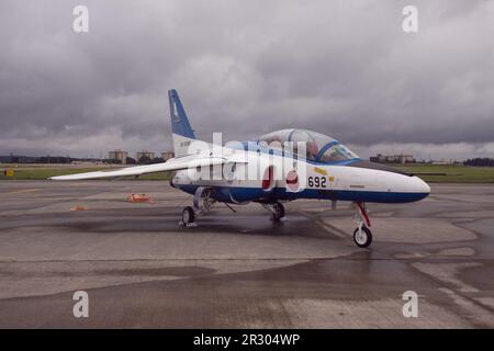 20.-21. Mai 2023 - Blue Impulse, japanischer Akrobatikjet auf dem japanisch-amerikanischen Freundschaftsfestival auf der Yokota Air Base 2023 in Fussa, Tokio, Japan. Kredit: Michael Steinebach/AFLO/Alamy Live News Stockfoto