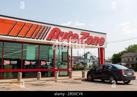 Bloomsburg, Usa. 21. Mai 2023. Ein Schild mit dem AutoZone-Logo befindet sich außerhalb des Autoteile-Stores in Bloomsburg. Kredit: SOPA Images Limited/Alamy Live News Stockfoto