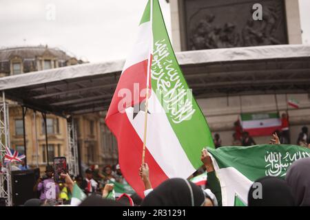 London, Großbritannien. 21/Mai/2023 Kundgebung für Somaliland, Trafalgar Square Menschen mit Ursprung in Somaliland versammeln sich auf dem Trafalgar Square, um die vor drei Jahrzehnten erfolgte Unabhängigkeitserklärung der Region von Somalia zu feiern. Die Erklärung ist international nicht anerkannt, und die Redner der Kundgebung forderten die Annahme ihres Status. Kredit: Roland Ravenhill/Alamy. Stockfoto