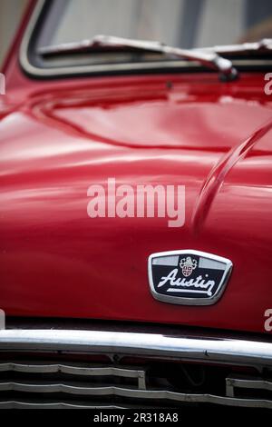 Oldtimer-Rennen während der 2019 Vintage Racing Group 500. Stockfoto