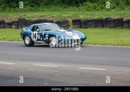 Oldtimer-Rennen während der 2019 Vintage Racing Group 500. Stockfoto