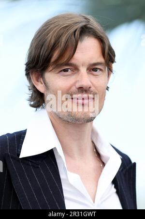 Cannes, Frankreich. 22. Mai 2023. Der britische Schauspieler Sam Riley nimmt am Montag, den 22. Mai 2023, am 76. Filmfestival in Cannes im Palais des Festivals in Cannes, Frankreich, an der Premiere von Firebrand Teil. Foto: Rune Hellestad/ Kredit: UPI/Alamy Live News Stockfoto
