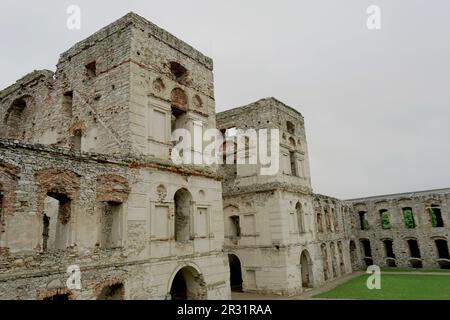 Ruinen der berühmten Burg Krzyztopor in Ujazd, Polen Stockfoto