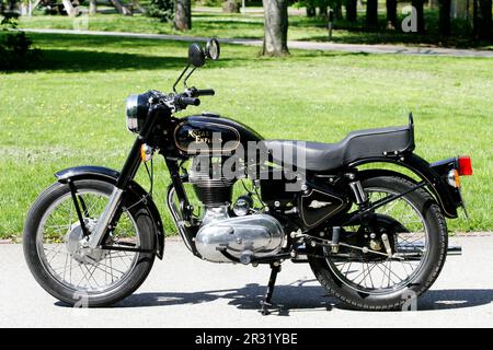 Royal Enfield Bullet 500 Motorrad | Royal Enfield Stockfoto